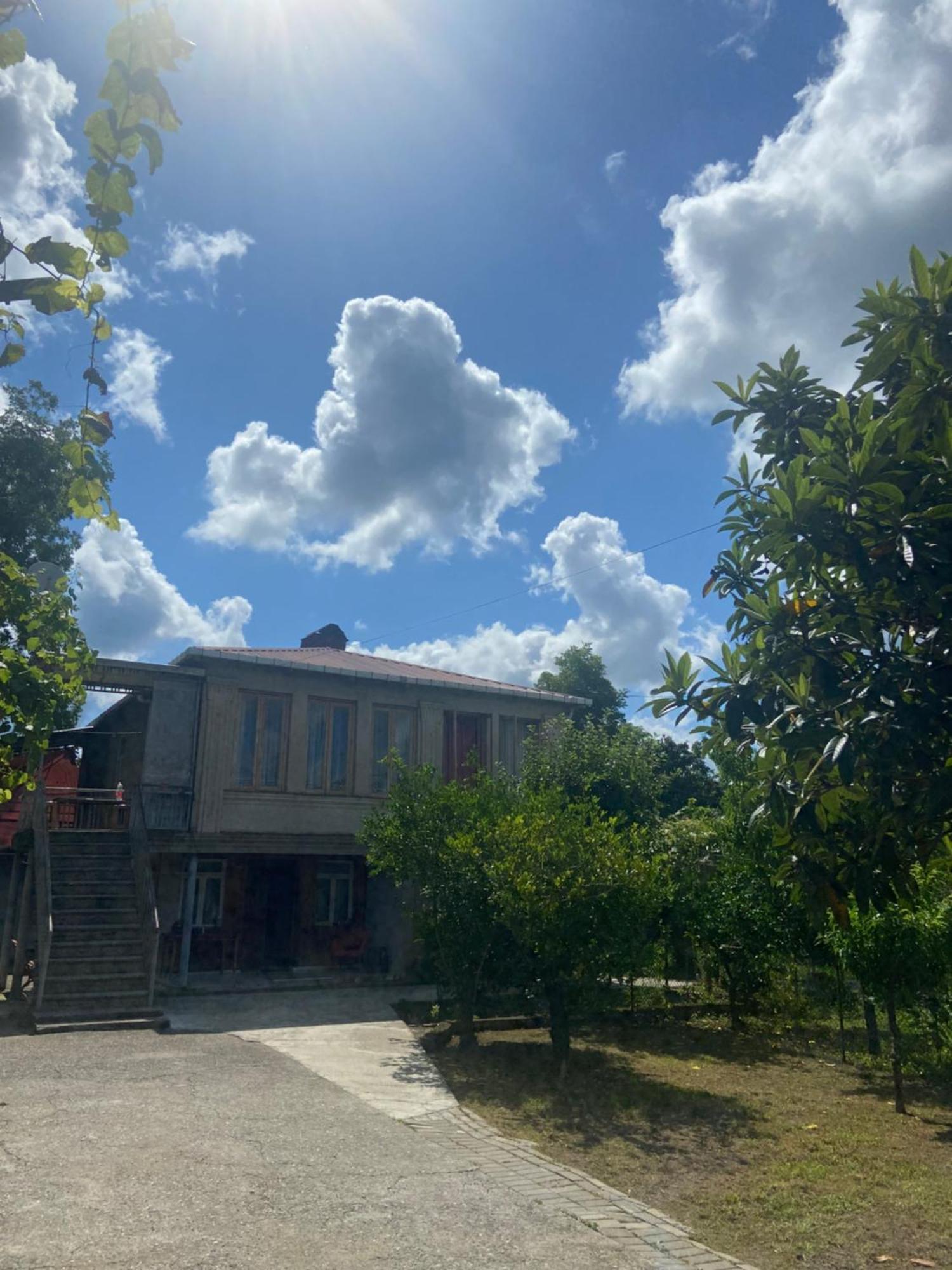 Hotel Dea Sugdidi Exterior foto